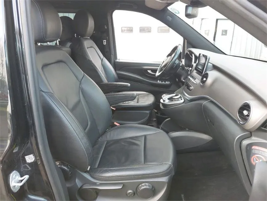 Mercedes-Benz V 250  Image 5